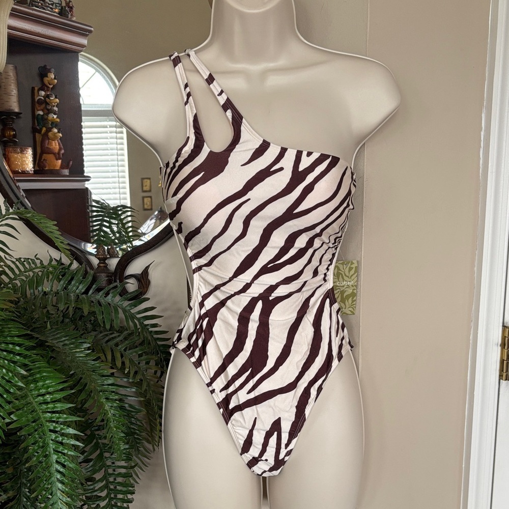Brand New Cupshe x JoJo Fletcher Brown Zebra One-Shoulder One-Piece Swimsuit